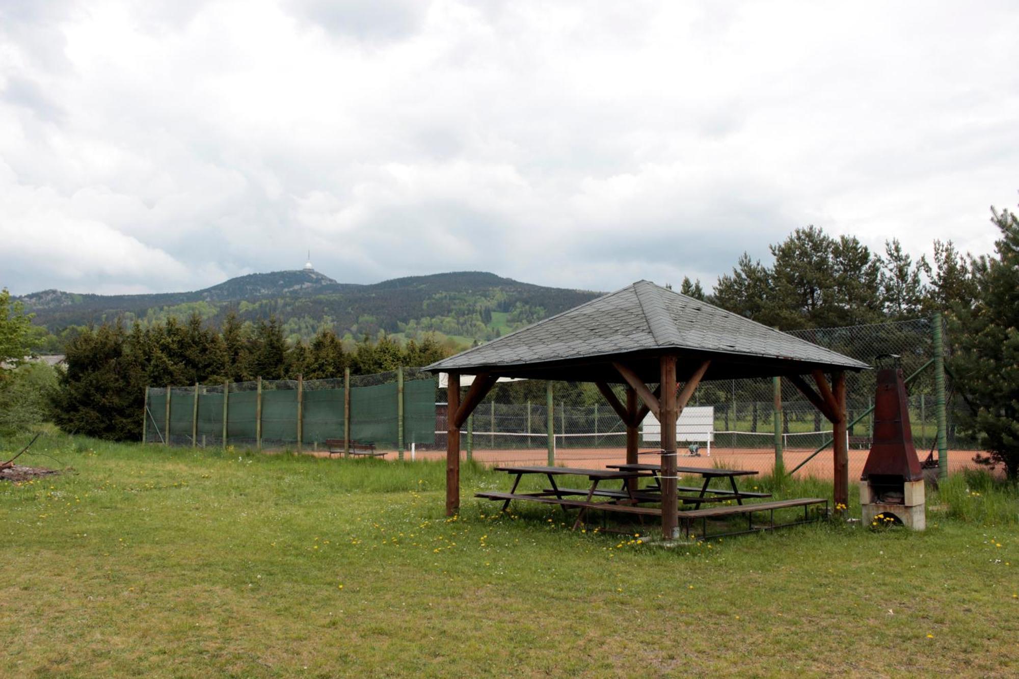 Penzion Hodky Svetla pod Jestedem Exteriér fotografie